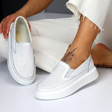 Жіночі сліпони та кеди