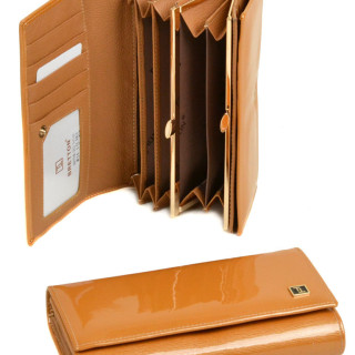 Гаманець жіночий натуральна шкіра, бежевий із перламутром.