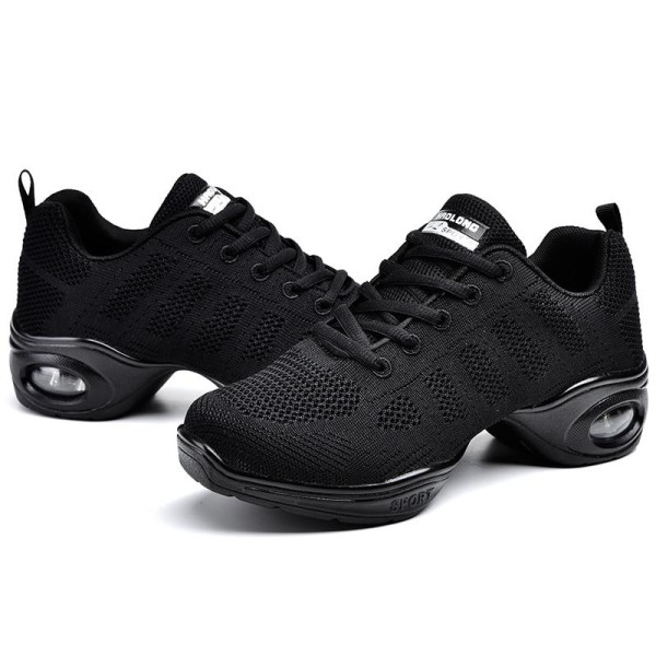 Кросівки для танців червоні, снікери текстильні 37р (23,5-24 см),38р (24.5см) Кросівки для танців червоні, снікери текстильні 37р (23,5-24 см),38р (24.5см)