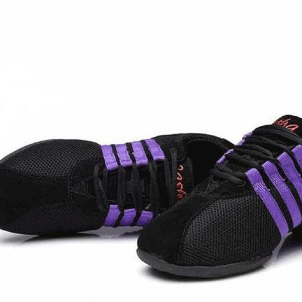 Кроссовки для танцев, сникеры черные, 36,37,40р (маломерят) Кроссовки для танцев, сникеры черные, 36,37,40р (маломерят)