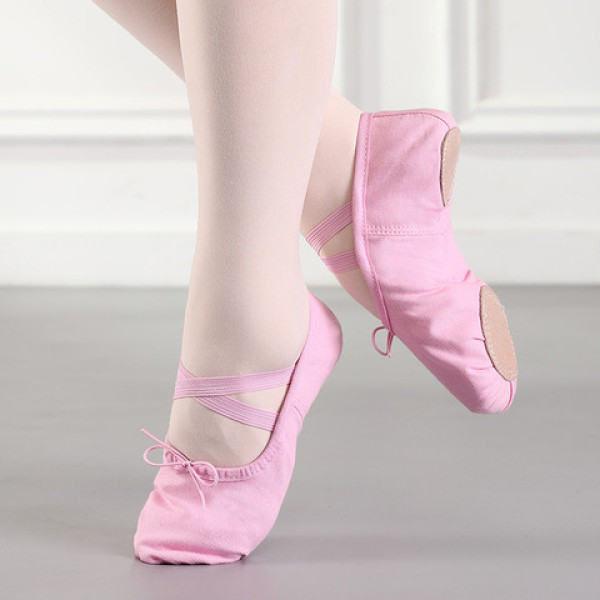 Балетки для танців і гімнастики рожеві 33-36р на 22-23 см Балетки для танців і гімнастики рожеві 33-36р на 22-23 см