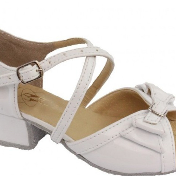 Туфлі танцювальні для дівчинки на блок-каблуці золото. Туфлі танцювальні для дівчинки на блок-каблуці золото.