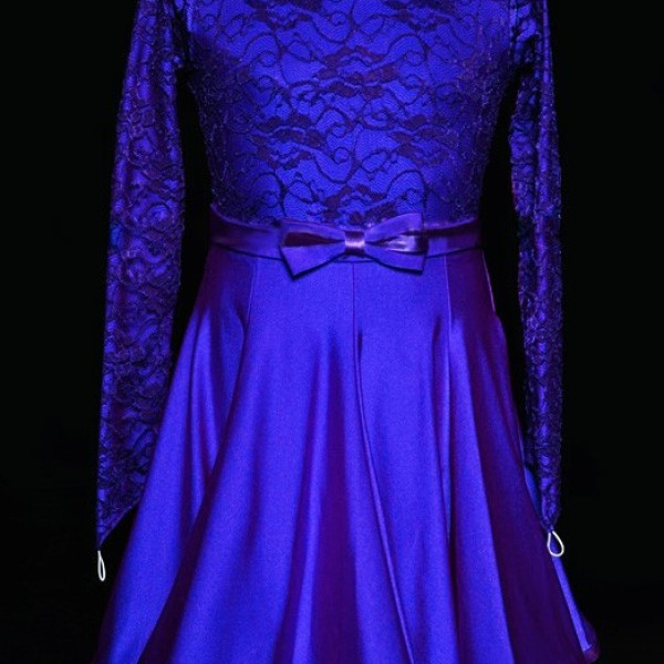 Рейтингове плаття (бейсик) для дівчинки кольору різні. Рейтингове плаття (бейсик) для дівчинки кольору різні.