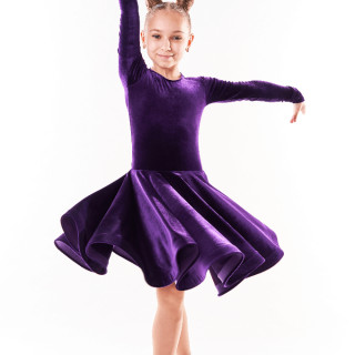 Рейтингове плаття (бейсик) для дівчинки кольору різні.