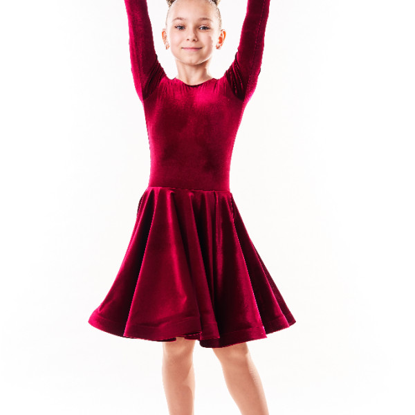 Рейтингове плаття (бейсик) для дівчинки кольору різні. Рейтингове плаття (бейсик) для дівчинки кольору різні.