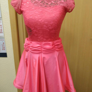 Рейтингове плаття (бейсик) для дівчинки колір корал 40р (140р)