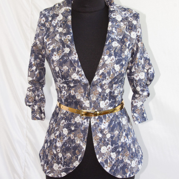 Піджак жіночий зі щільного стрейч-котону 44-46р Піджак жіночий зі щільного стрейч-котону 44-46р