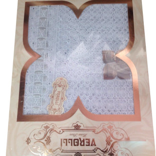 Білосніжна мереживна скатертина VEROLLI