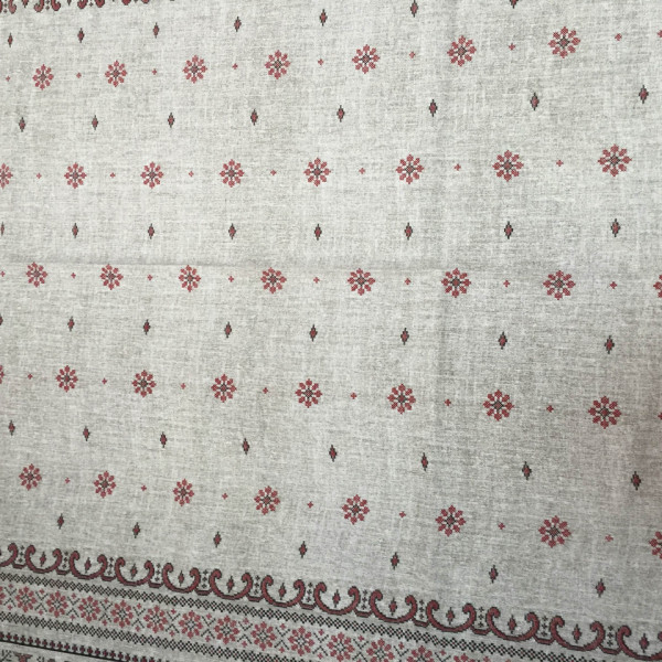 Скатертина з українським орнаментом на кухонний стіл Скатертина з українським орнаментом на кухонний стіл