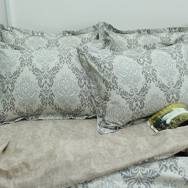 Комплект постельного белья с компаньоном R-T9261