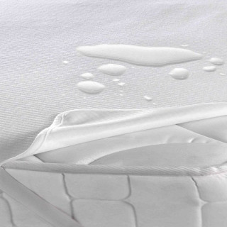 Наматрацник "Аква стоп" з гумкою по кутах 80х200