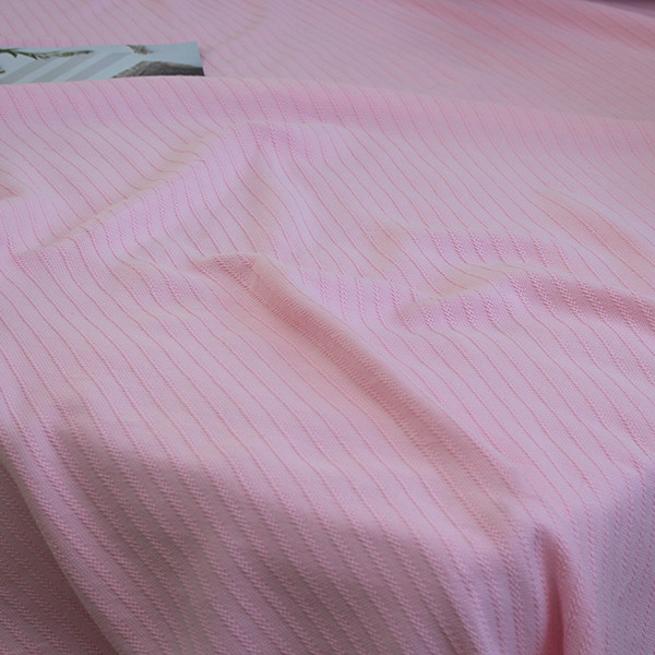 Простынь-покрывало пике 200х235 см. Полоса розовая