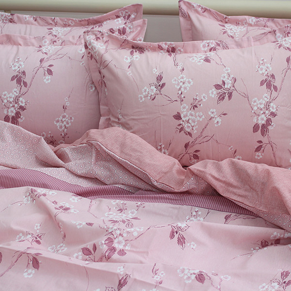 Комплект постельного белья с компаньоном R-T9241 Комплект постельного белья с компаньоном R-T9241