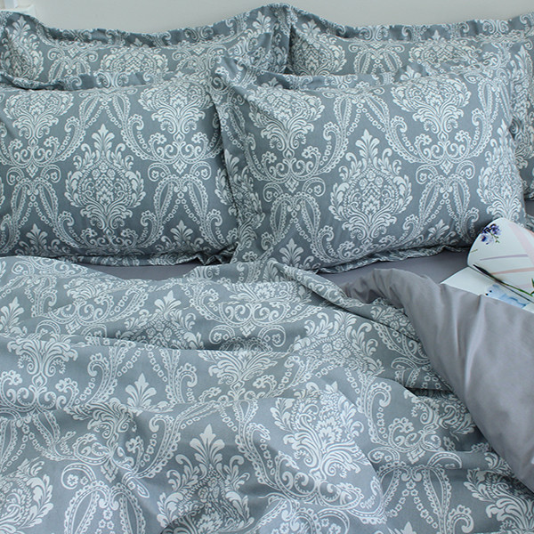 Комплект постельного белья с компаньоном R-T9243