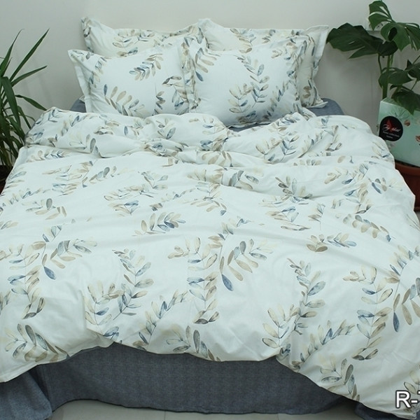 Комплект постельного белья с компаньоном R-T9258