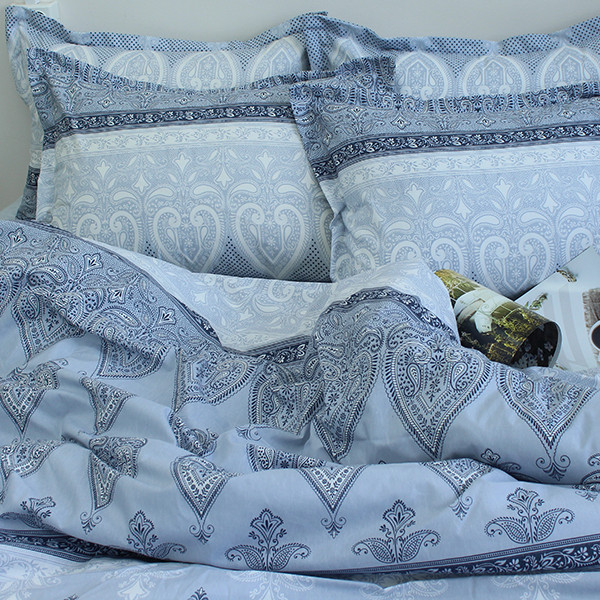 Комплект постельного белья с компаньоном R-T9260 Комплект постельного белья с компаньоном R-T9260