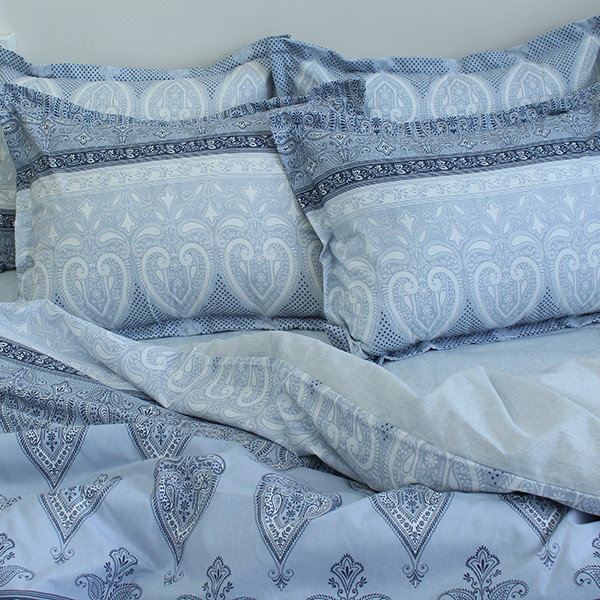 Комплект постельного белья с компаньоном R-T9260 Комплект постельного белья с компаньоном R-T9260