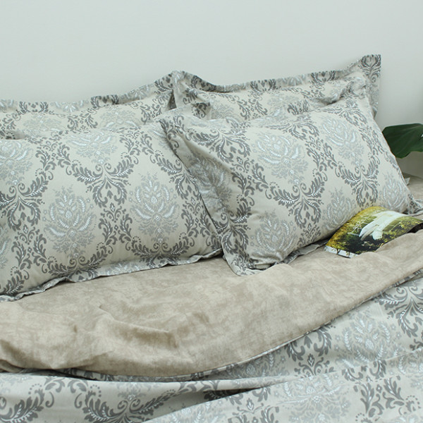 Комплект постельного белья с компаньоном R-T9261 Комплект постельного белья с компаньоном R-T9261