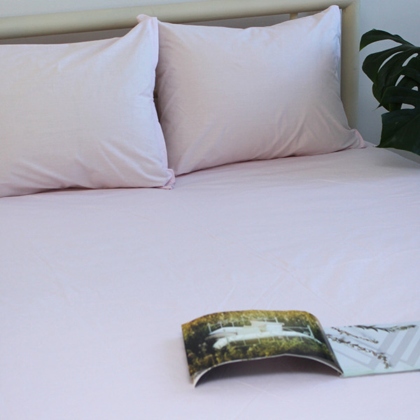 Простирадло на резинці + наволочки 160х200х20 Delicacy