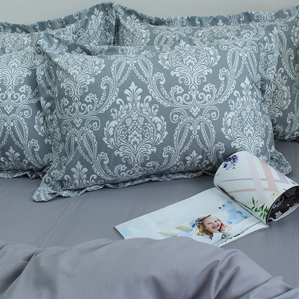 Комплект постельного белья с компаньоном R-T9243 Комплект постельного белья с компаньоном R-T9243