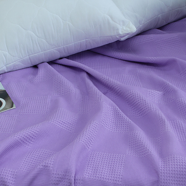 Простирадло-покривало піке 200х235 см. Клітина бузкова Простирадло-покривало піке 200х235 см. Клітина бузкова