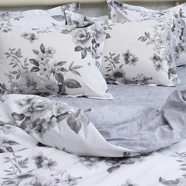 Комплект постельного белья с компаньоном R-T9276 Комплект постельного белья с компаньоном R-T9276