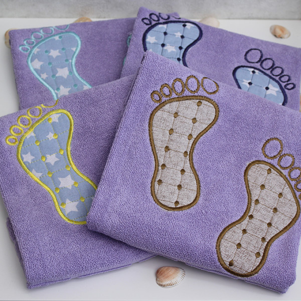 Рушник махровий Ніжки колір: бузковий (Туреччина) Рушник махровий Ніжки колір: бузковий (Туреччина)