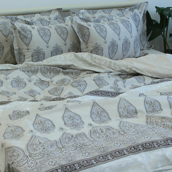 Комплект постельного белья с компаньоном R-T9192 Комплект постельного белья с компаньоном R-T9192