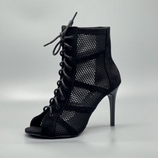 Туфлі жіночі танцювальні high heels.