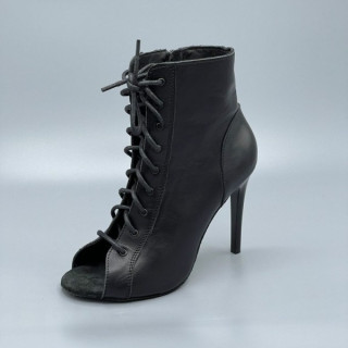 Туфлі жіночі танцювальні high heels.