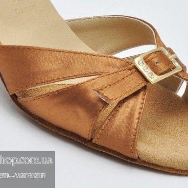 Туфлі для танців жіночі Латина сатин бежевий 7 см 22,5р (36р). Туфлі для танців жіночі Латина сатин бежевий 7 см 22,5р (36р).